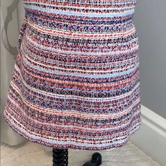 Winter tweed skirt with gold button detail - Picture 2 of 6